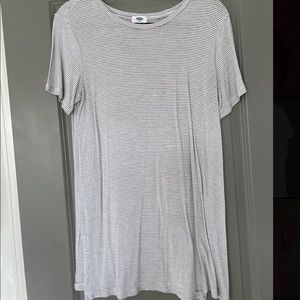 Old Navy striped top in Size M